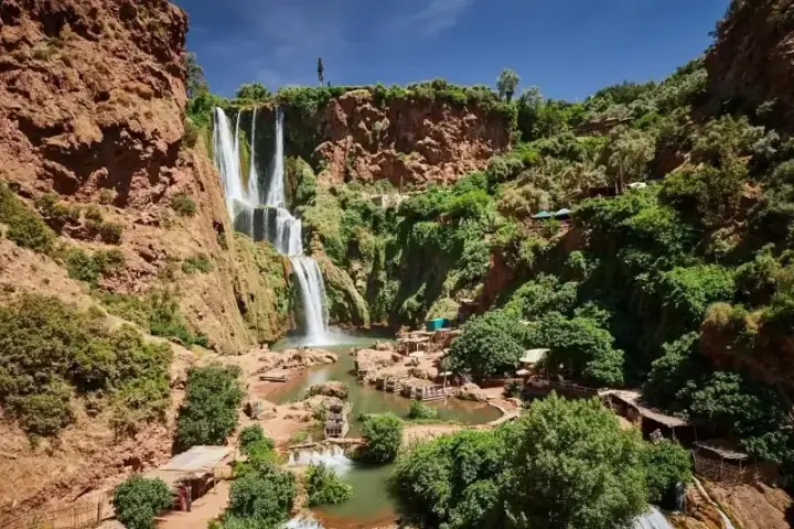 Excursion d'une journée aux cascades d'Ouzoud – Au départ de Marrakech — photo 1 sur Ceetiz