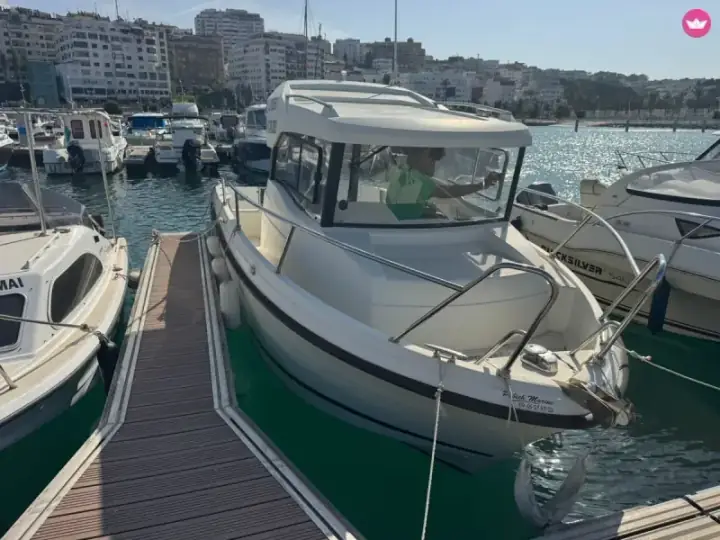 Parker Pilothouse 660 (2017) — photo 1 sur Click&Boat