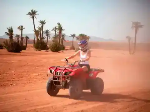 Randonnées Quad ou Buggy et Dromadaire dans le Désert d'Agafay, Marrakech — photo 1 sur 3