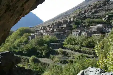 Village de montagne dans l’Atlas — Project Expedition