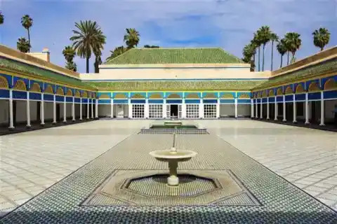 Cour du palais Bahia — Project Expedition