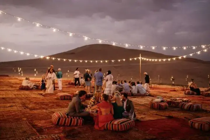 Luxury Dinner in Agafay Desert & Camel Ride on Sunset — photo 1 sur ToursByLocals