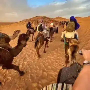 Caravane dans le désert de Zagora — Traveloka