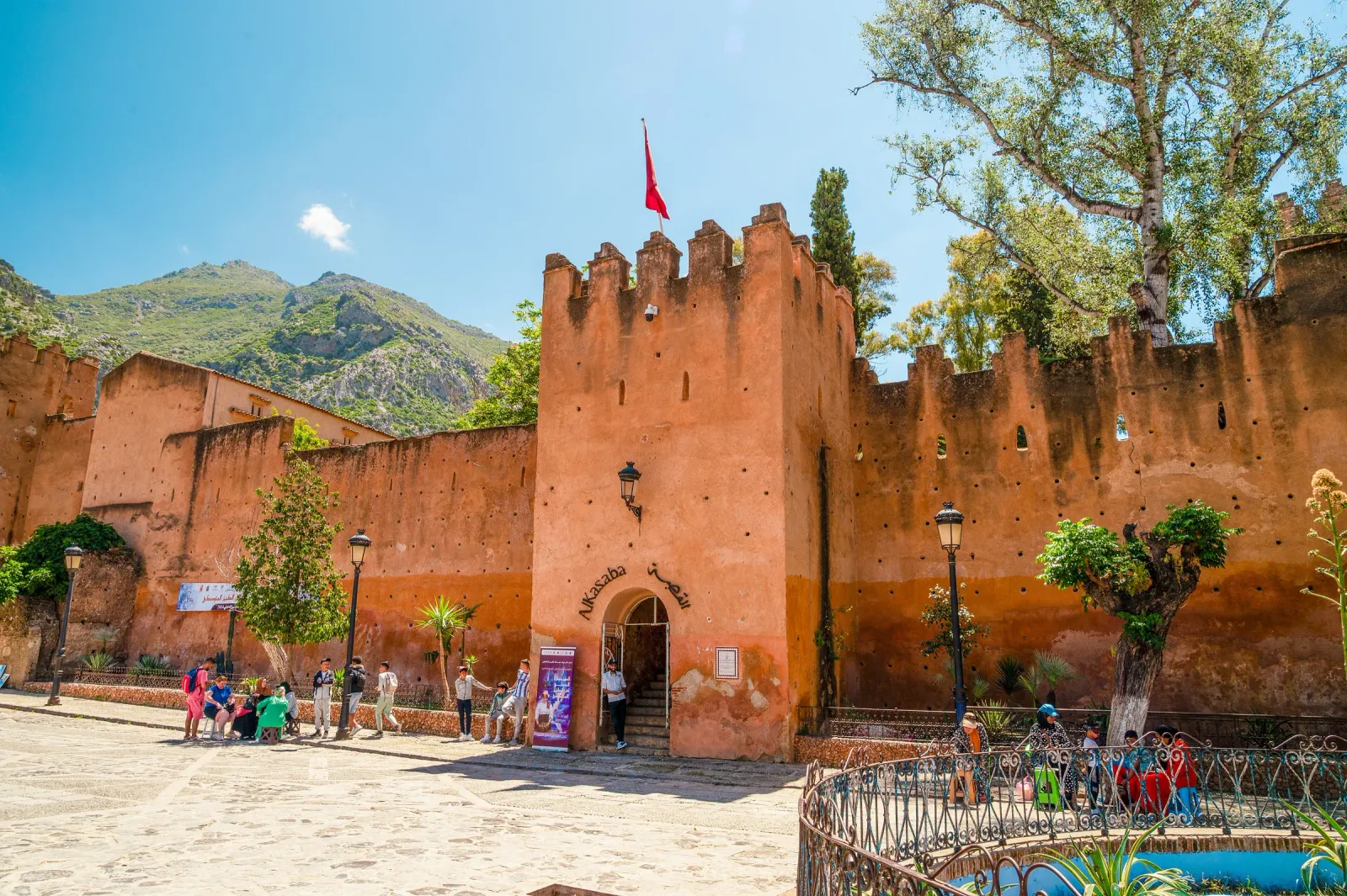 La place Outa el-Hammam, Chefchaouen